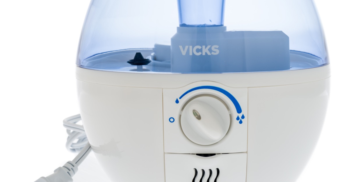 Up Close Image of electric Vicks humidifier